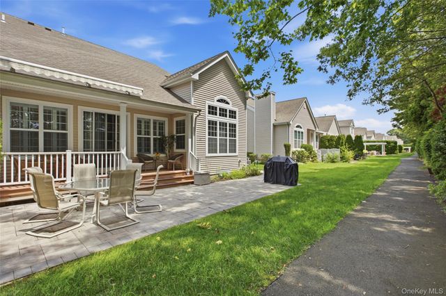 27 Emilie Drive, Center Moriches, NY 11934