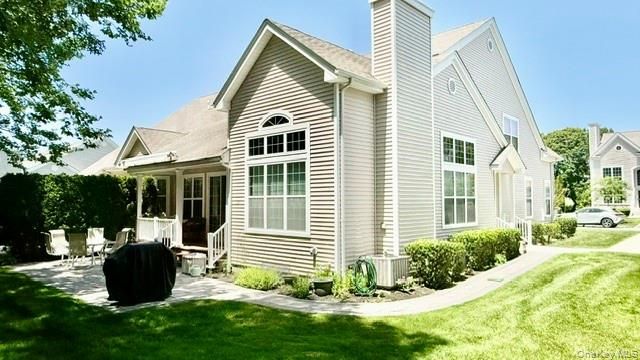 27 Emilie Drive, Center Moriches, NY 11934