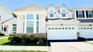 27 Emilie Drive, Center Moriches, NY 11934