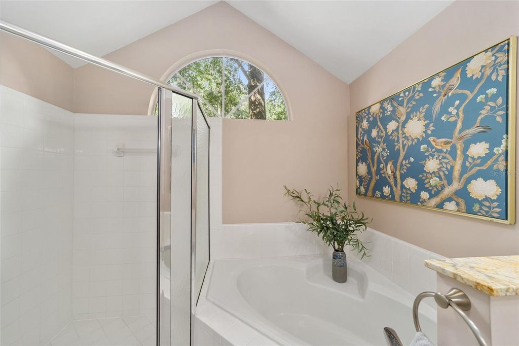 Image 23 of property listing at 4031 NW 34TH DRIVE, Gainesville, FL 32605