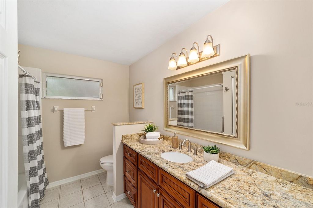 Image 27 of property listing at 4031 NW 34TH DRIVE, Gainesville, FL 32605