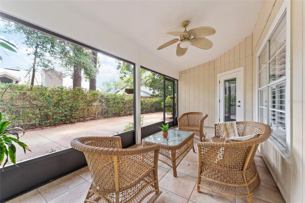 Image 33 of property listing at 4031 NW 34TH DRIVE, Gainesville, FL 32605