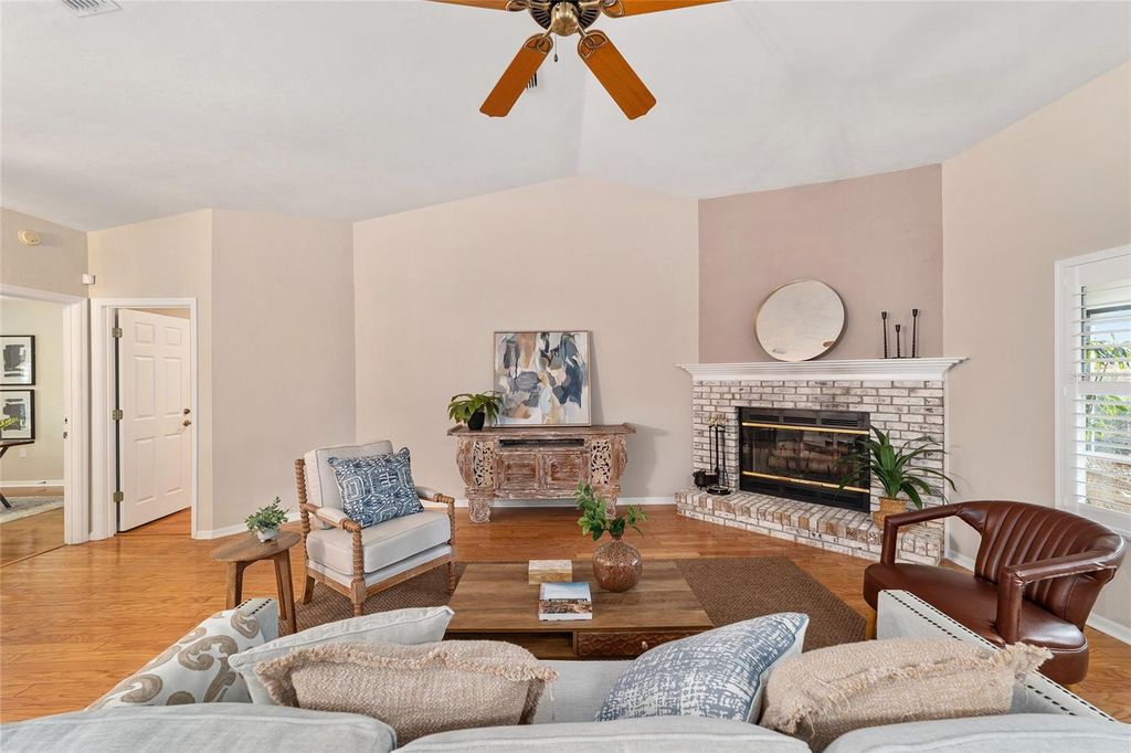 Image 6 of property listing at 4031 NW 34TH DRIVE, Gainesville, FL 32605