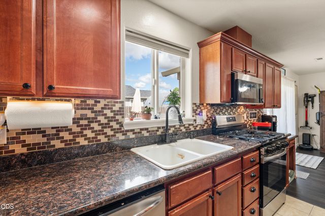 3929 Connor Drive, White City, OR 97503