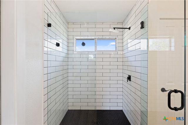 213 Beauchamp Road, Dripping Springs, TX 78620