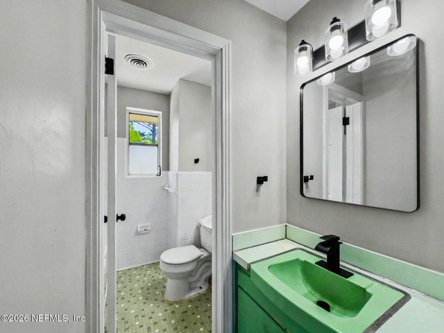 1074 GOLFAIR Boulevard, Jacksonville, FL 32209