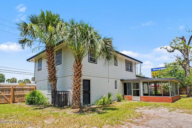 1074 GOLFAIR Boulevard, Jacksonville, FL 32209
