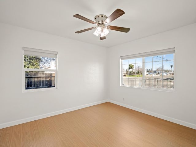 1591 N Durant Way, Fresno, CA 93728