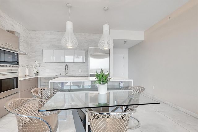 2020 N Bayshore Dr 1006, Miami, FL 33137