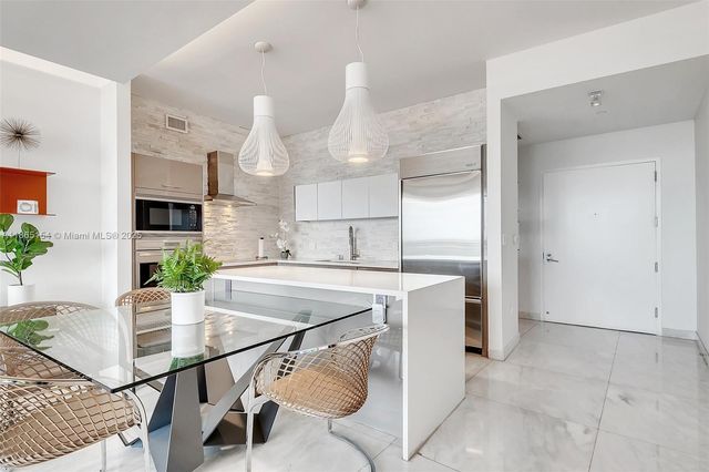 2020 N Bayshore Dr 1006, Miami, FL 33137