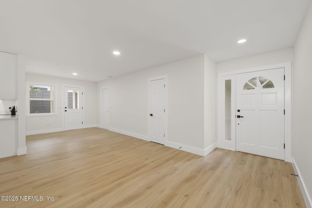 Image 11 of property listing at 42 LEE Drive, St Augustine, FL 32080