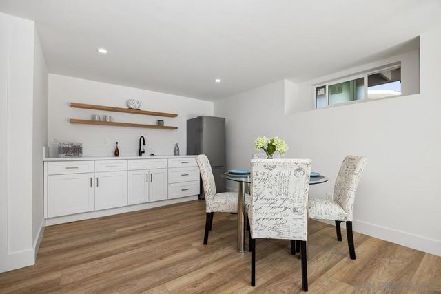 1112 Starview Dr, Vista, CA 92084