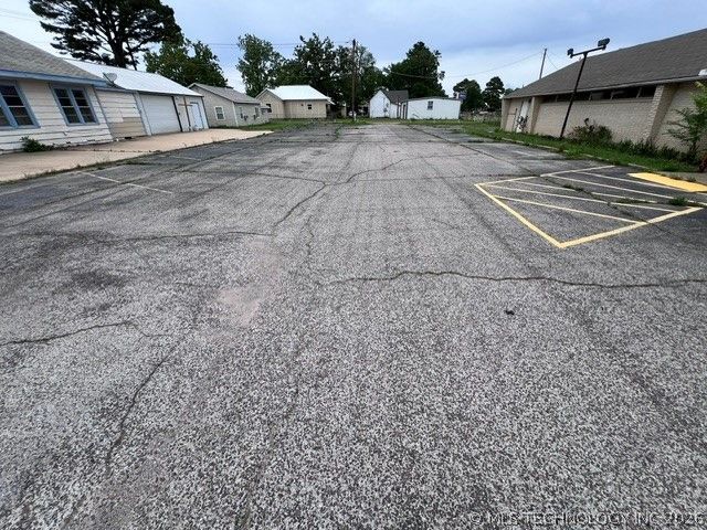 14 W Francis Street, Madill, OK 73446