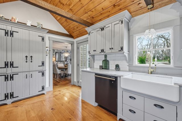 410 Main St, Dennis, MA 02660