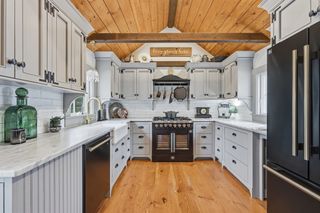 410 Main St, Dennis, MA 02660