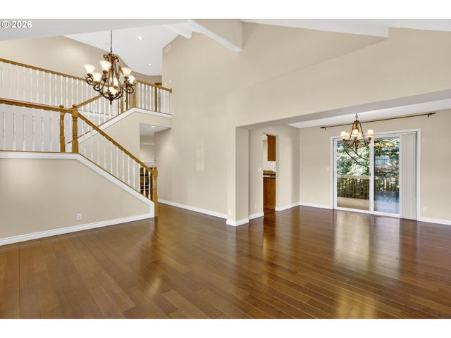 5391 Nw LIANNA Way, Portland, OR 97229