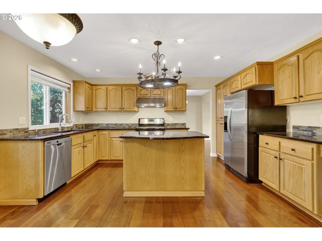 5391 Nw LIANNA Way, Portland, OR 97229