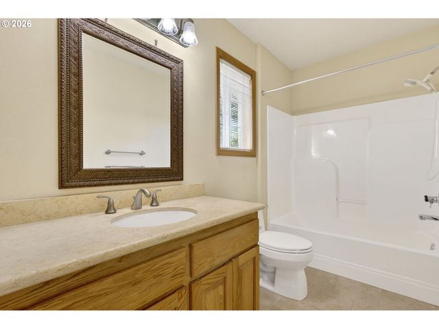 5391 Nw LIANNA Way, Portland, OR 97229