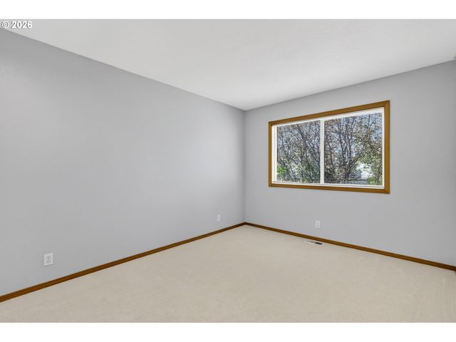 5391 Nw LIANNA Way, Portland, OR 97229