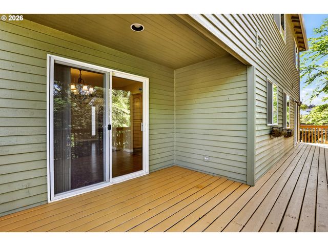 5391 Nw LIANNA Way, Portland, OR 97229