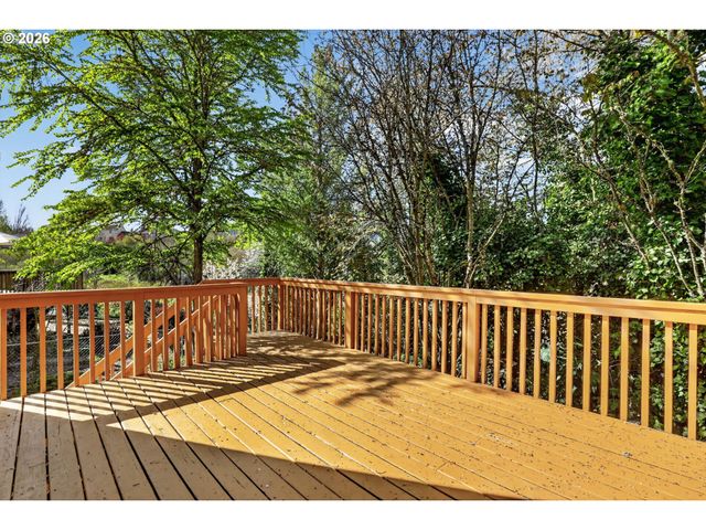 5391 Nw LIANNA Way, Portland, OR 97229