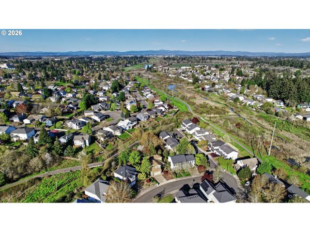 5391 Nw LIANNA Way, Portland, OR 97229