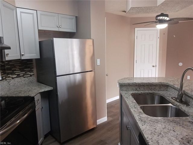 89 Cape Dorey DR, Hampton, VA 23666