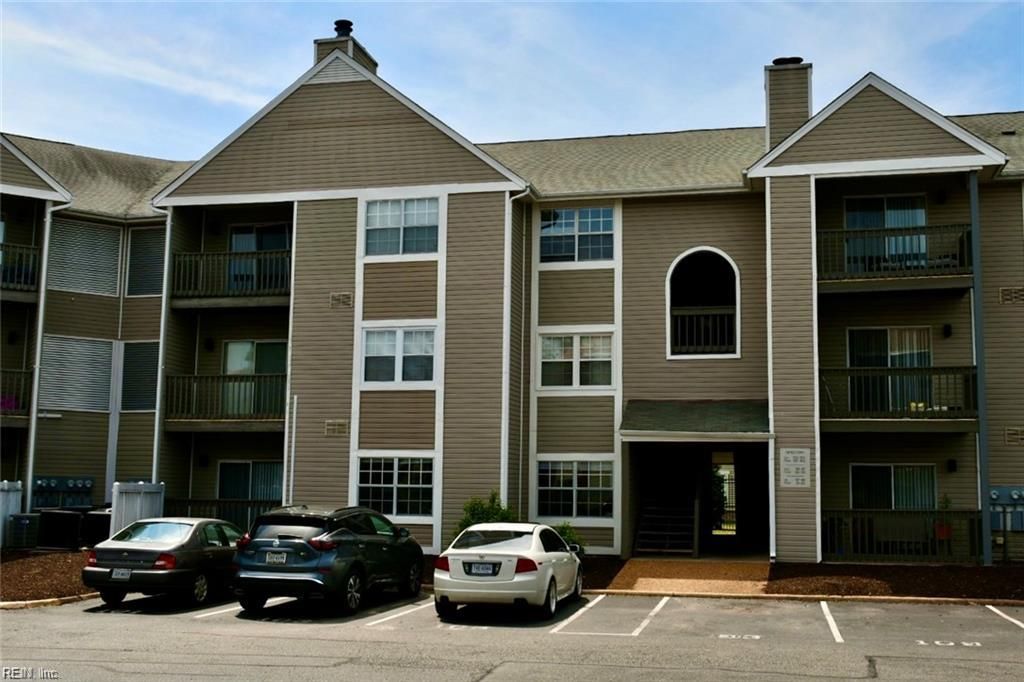 89 Cape Dorey DR, Hampton, VA 23666
