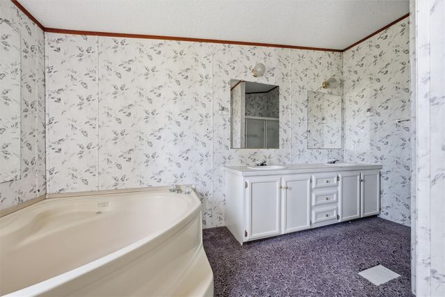 154 Hillside Drive, Troy, TX 76579