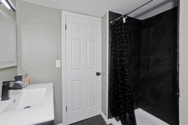 1362 Page Blvd, Springfield, MA 01104