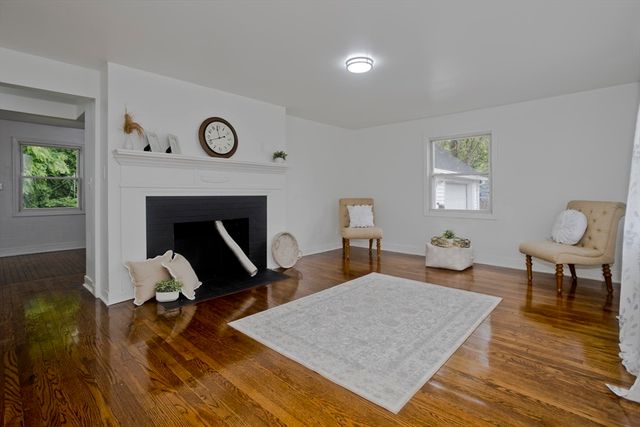 1362 Page Blvd, Springfield, MA 01104