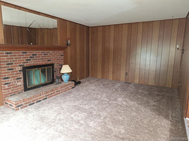 12815 Shery Lane, Southgate, MI 48195