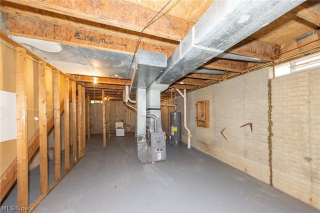 9323 Pratt Avenue, Cleveland, OH 44105