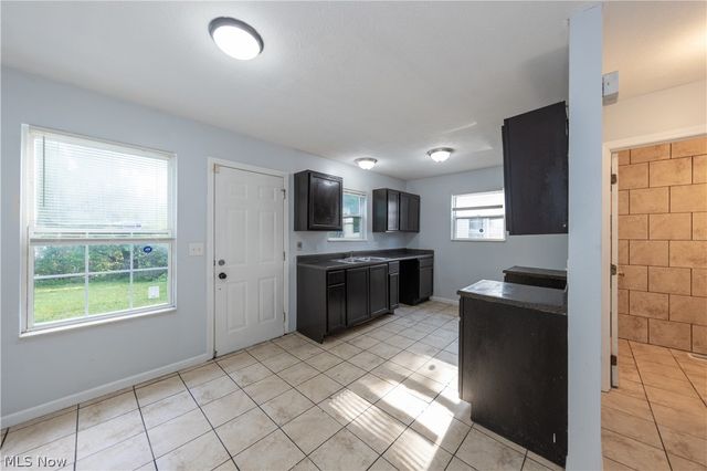 9323 Pratt Avenue, Cleveland, OH 44105