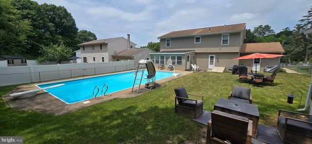 7949 BAYARD DR, Hummelstown, PA 17036