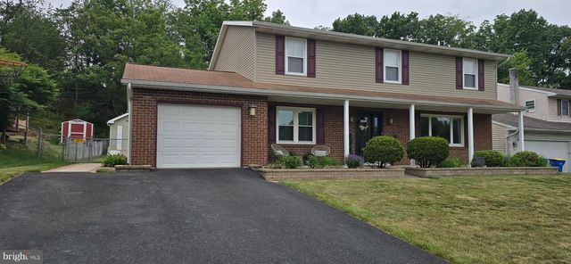 7949 BAYARD DR, Hummelstown, PA 17036