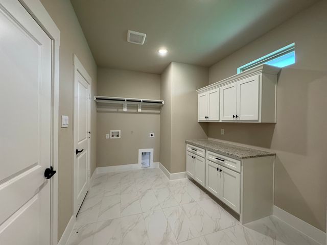 5924 Carmona Trail, Fort Worth, TX 76123