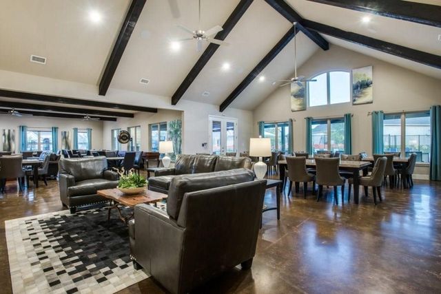 5924 Carmona Trail, Fort Worth, TX 76123