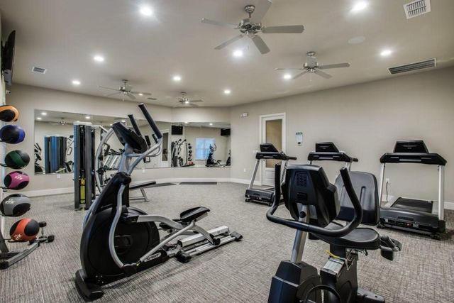 5924 Carmona Trail, Fort Worth, TX 76123