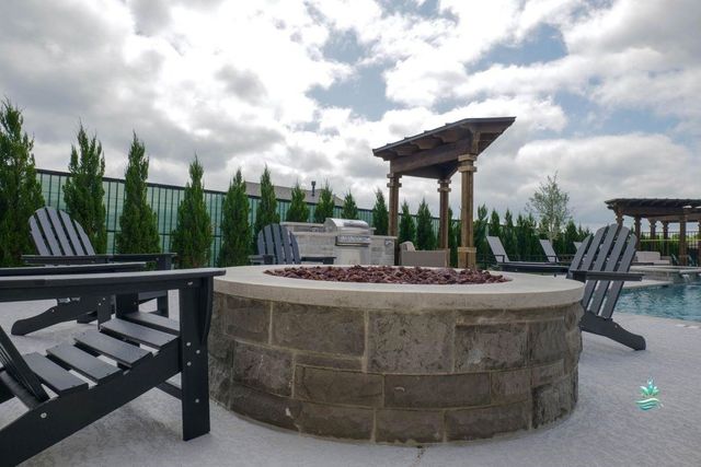 5924 Carmona Trail, Fort Worth, TX 76123