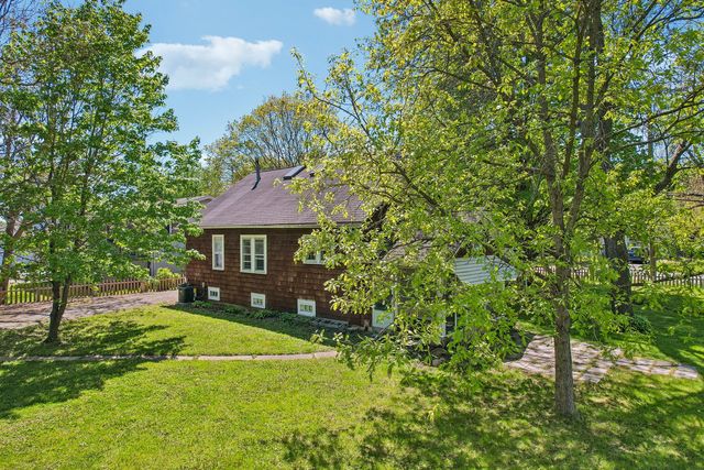 3908 W Kane Avenue, Mchenry, IL 60050