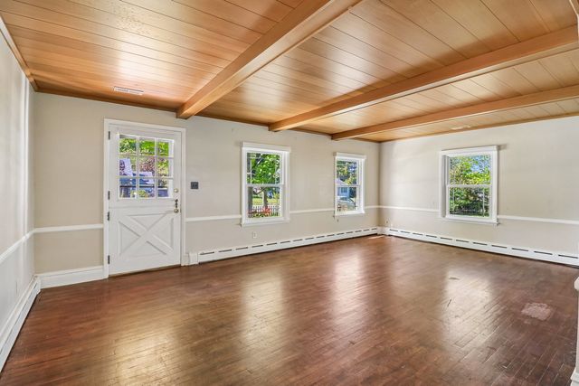 3908 W Kane Avenue, Mchenry, IL 60050