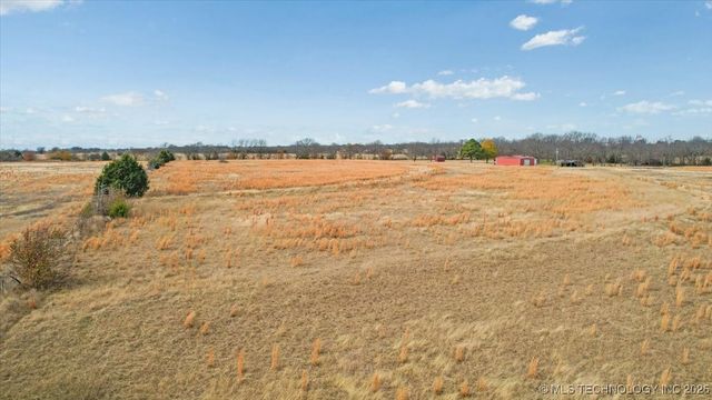 2276 State Route 70 E, Calera, OK 74730