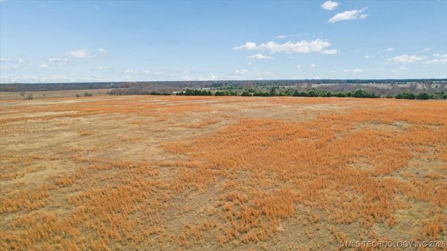 2276 State Route 70 E, Calera, OK 74730