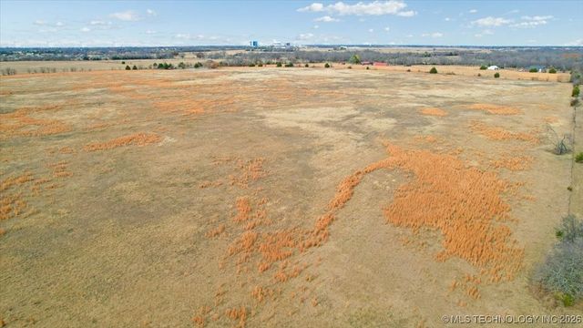 2276 State Route 70 E, Calera, OK 74730