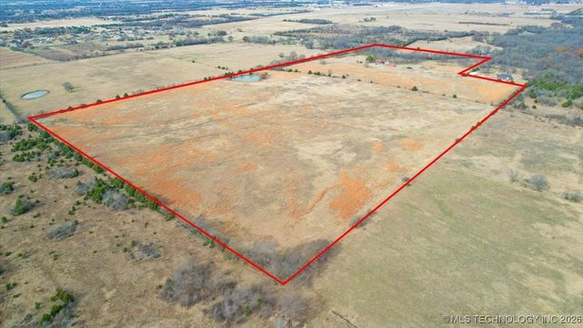 2276 State Route 70 E, Calera, OK 74730