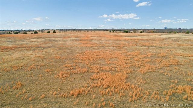 2276 State Route 70 E, Calera, OK 74730