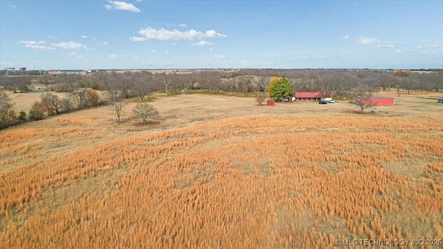 2276 State Route 70 E, Calera, OK 74730