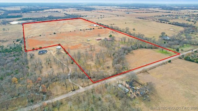 2276 State Route 70 E, Calera, OK 74730