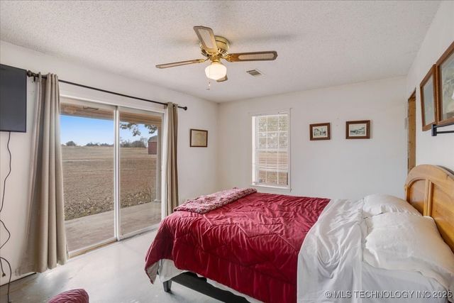 2276 State Route 70 E, Calera, OK 74730